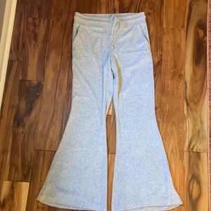 Aerie girls ladies gray fleece wide leg pants EUC M Medium